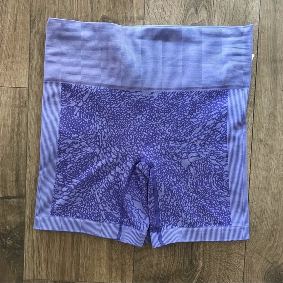 Lululemon Sculpt Short 6” - Picture 5 of 5